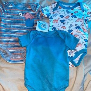 baby clothing, the brand is “little and loved”, the size is 3/6months.